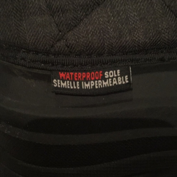 Beautiful winter boots 🥾 - Picture 4 of 12